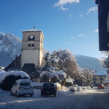 Les Frahans Samoëns Esterno foto