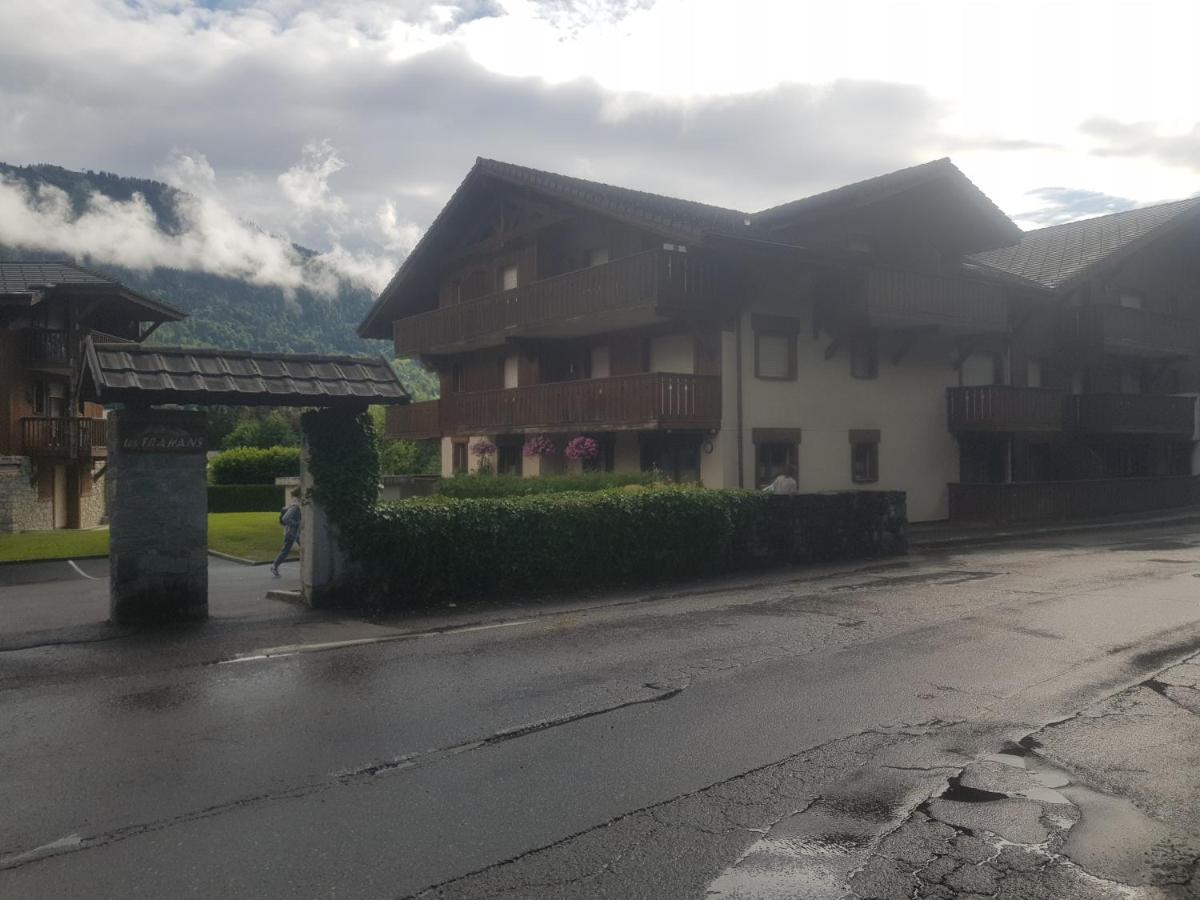 Les Frahans Samoëns Esterno foto