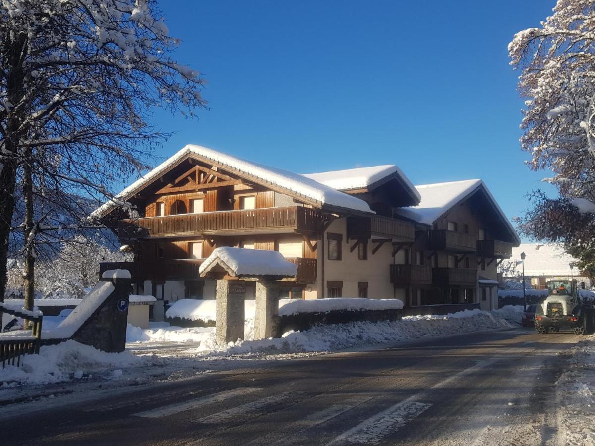 Les Frahans Samoëns Esterno foto